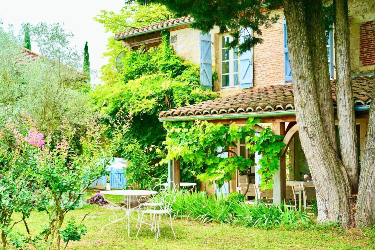 Le Relais Des Anges Bed & Breakfast Mercues Luaran gambar