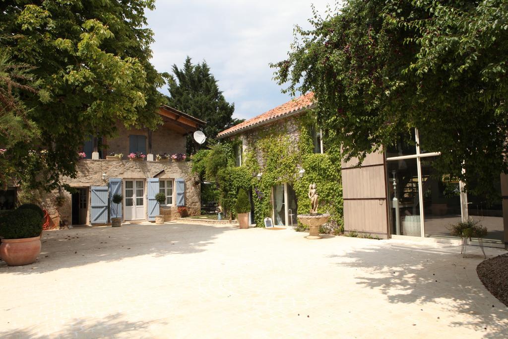 Le Relais Des Anges Bed & Breakfast Mercues Luaran gambar